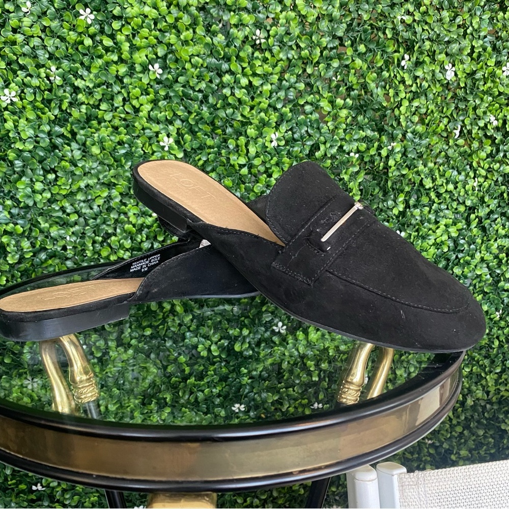 L5 The Loft Outlet Black Mules - Picture 10 of 14